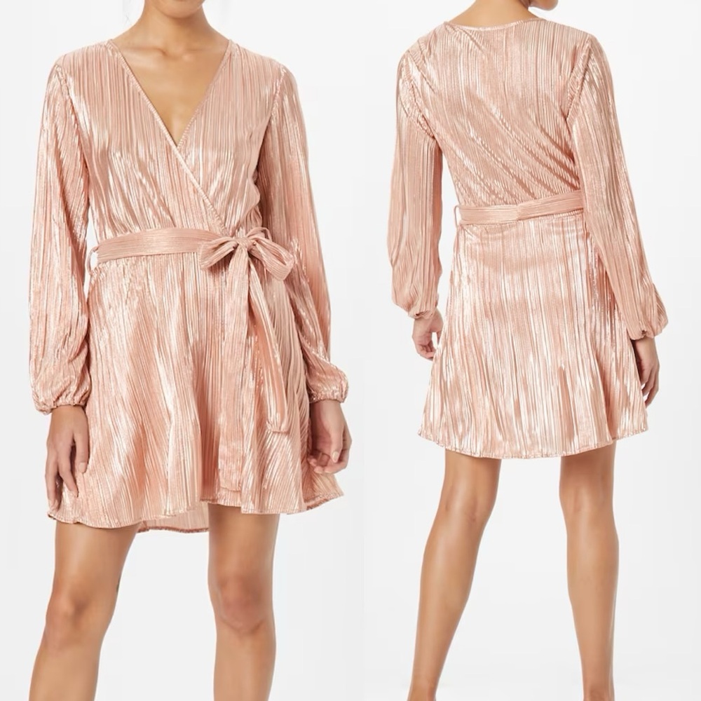 NEW Bardot Belissa Blush Plisse Surplice Metallic Dress Size S